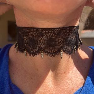 Black lace Urban Outfitters choker
